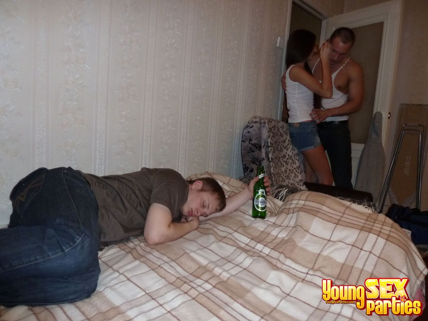 SLEEPING GUY MISSES A GREAT THREESOME porn 🌶️ picture gallery - PornHat